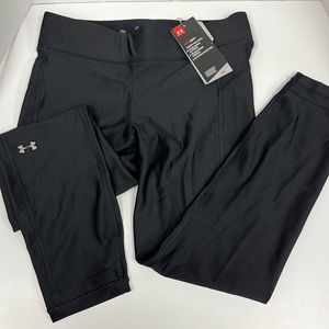 Women’s under armour compression leggings M NWT.